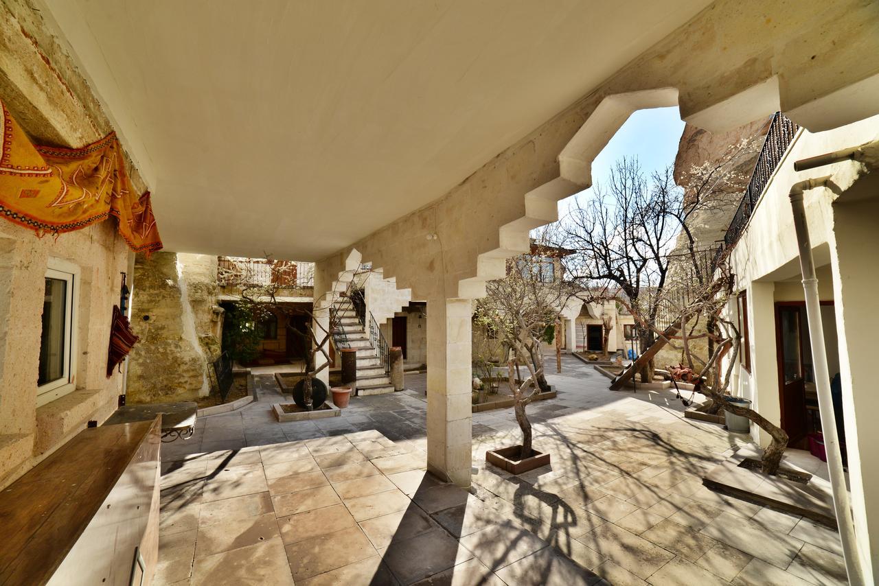 Cave Seasons Deluxe Hotel Гореме Экстерьер фото